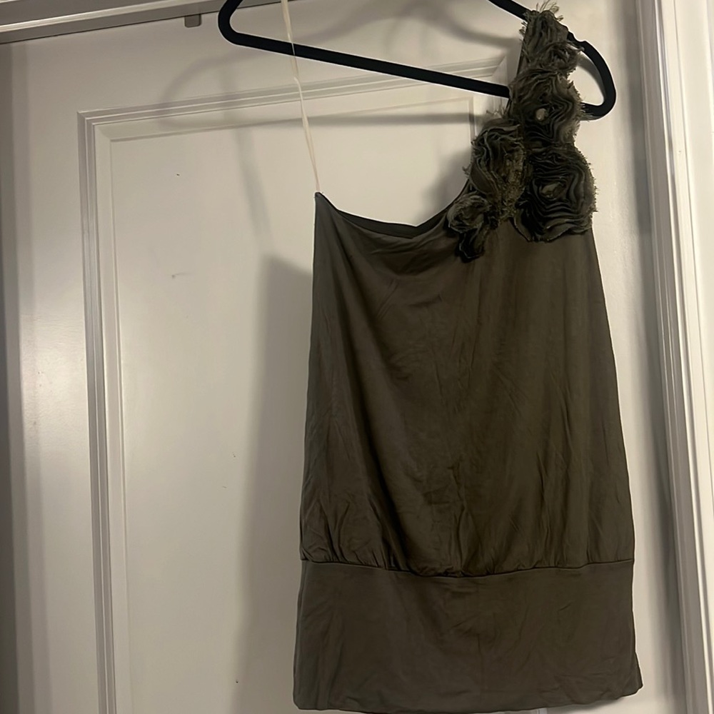 🎉4 for $10-EUC Forever 21 One Shoulder Top